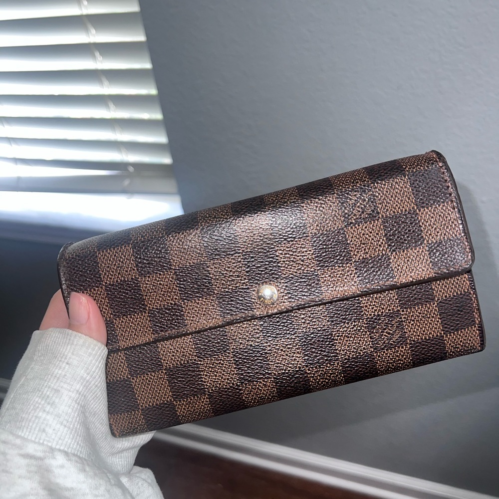 Authentic LV wallet